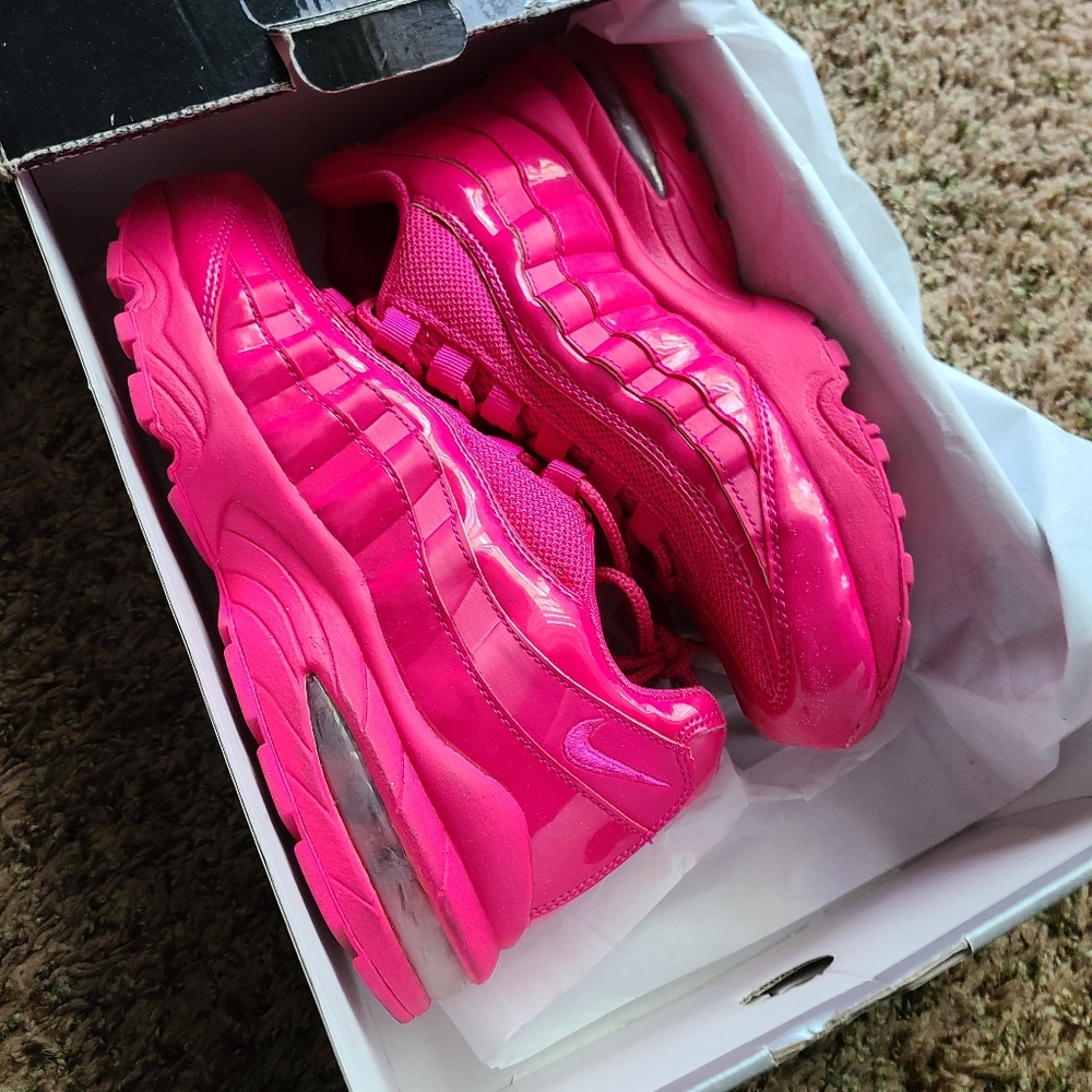 Air Max 95 Vivid Pink
